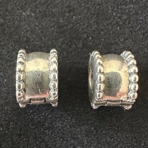 Pandora sterling silver clip set of 2.